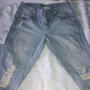 High rise ripped jeans